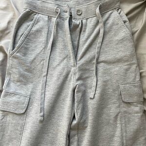 WOMENS TREASURE & BOND SWEATS
